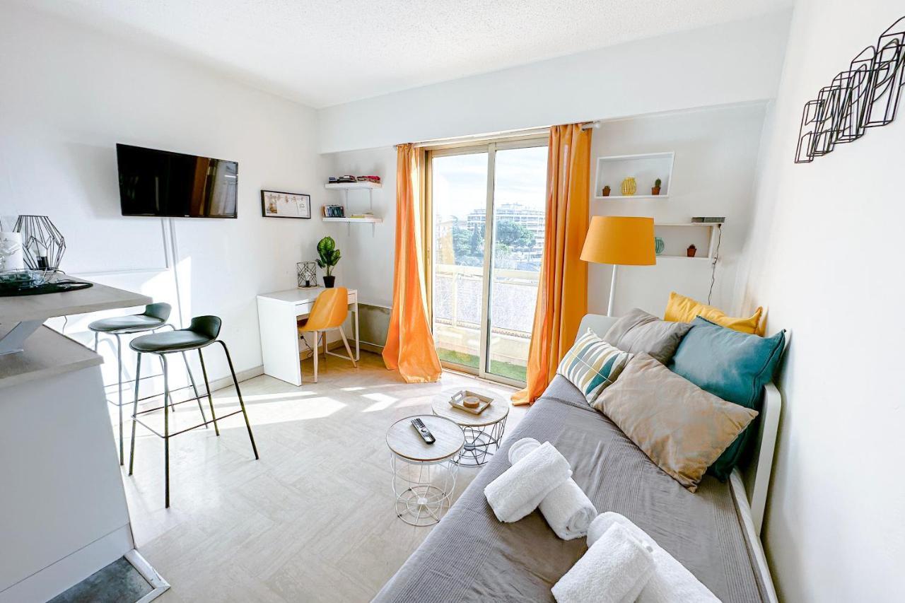 Guignon - Apart Sunny Comfort Close To The Port & Station Antibes Bagian luar foto