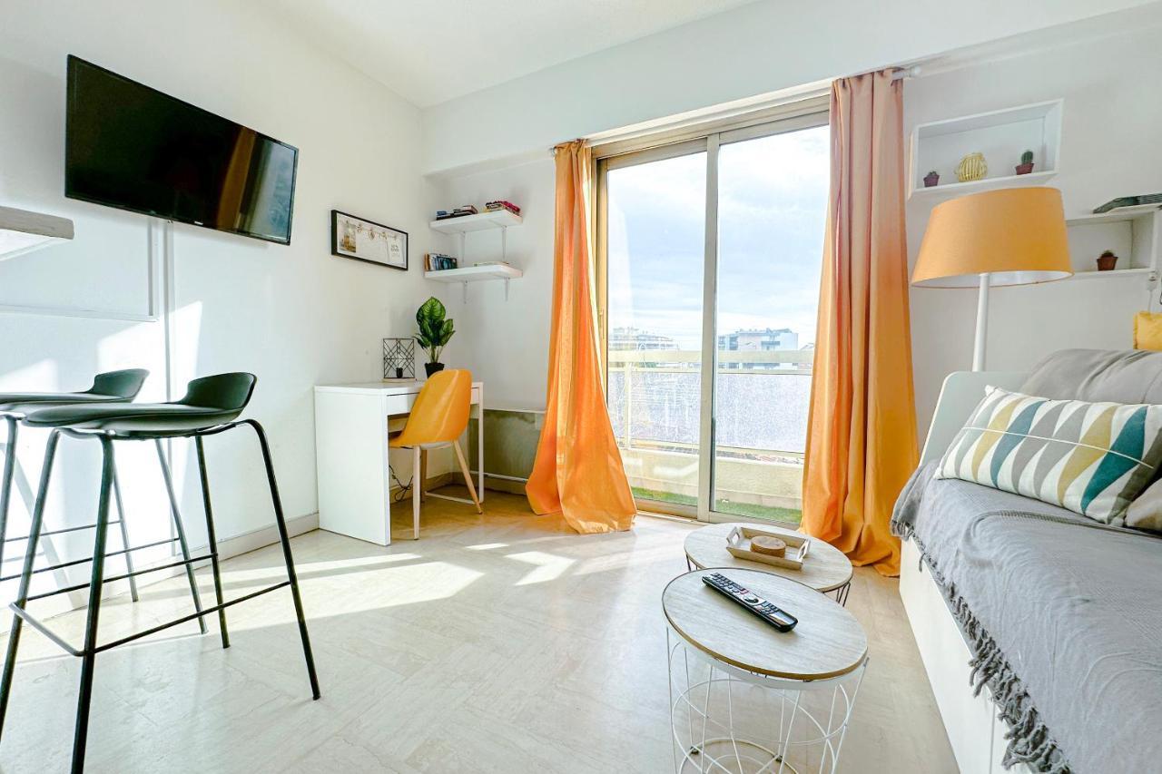 Guignon - Apart Sunny Comfort Close To The Port & Station Antibes Bagian luar foto
