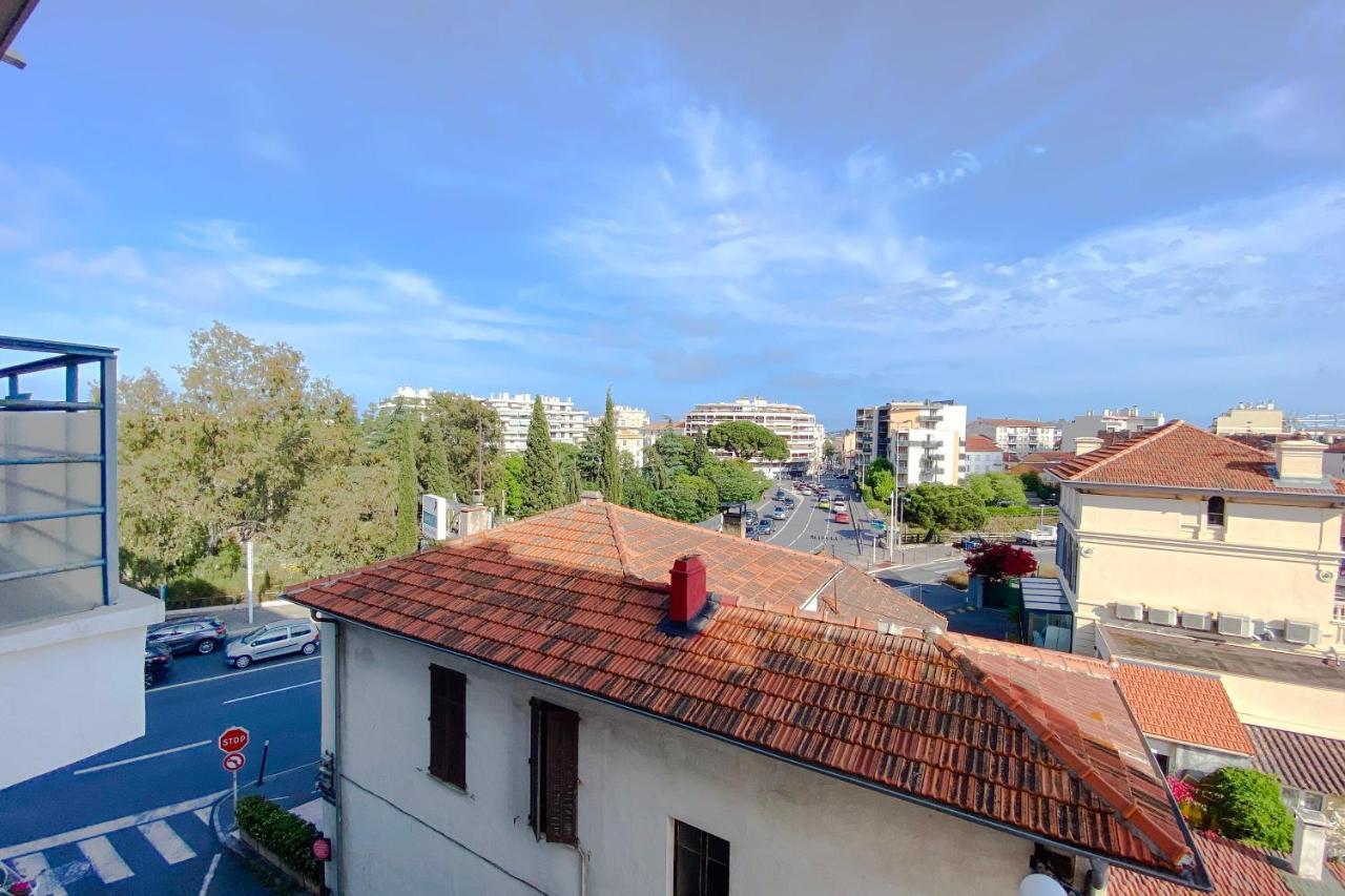 Guignon - Apart Sunny Comfort Close To The Port & Station Antibes Bagian luar foto